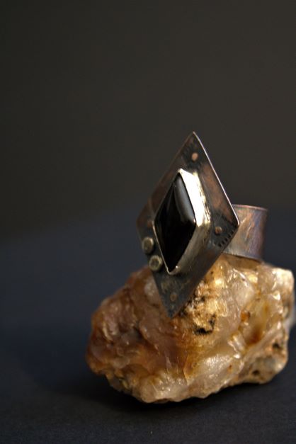 Copper and Black Onyx Gemstone Ring, size 8