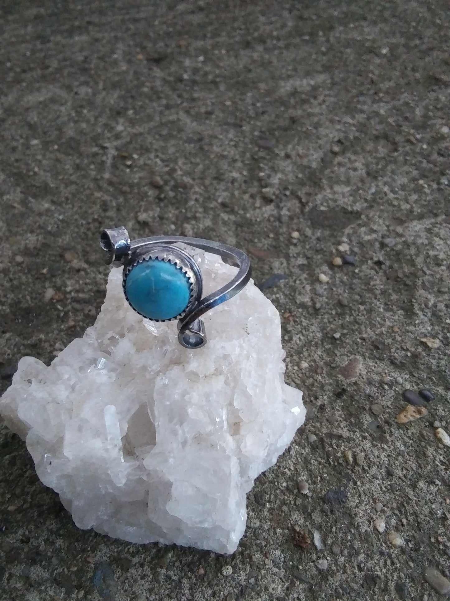 Sterling Silver Turquoise Gemstone Size 8 Ring